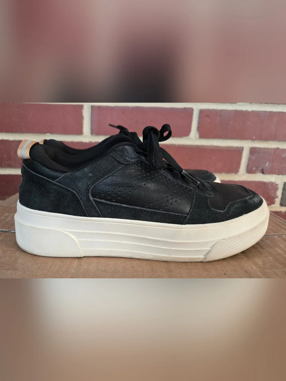 Le‎ Tigre Midtown Platform Sneakers Women’s 9 Black Leather Low Top Streetwear
